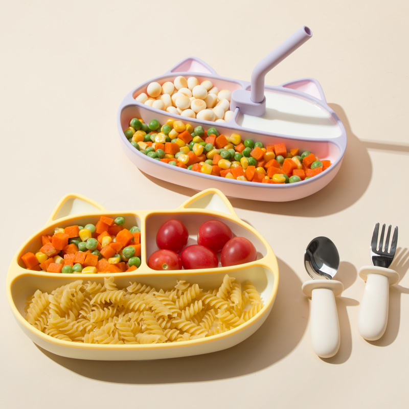 Wholesale Silicone Baby Spoon And Fork, Eco Friendly Kids Feeding Set Suction Plate Training Spoon