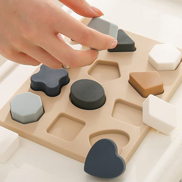 Hochwertiges Silikonspielzeug, maßgeschneidertes Softboard-Silikon-Kinder-Puzzlespielzeug